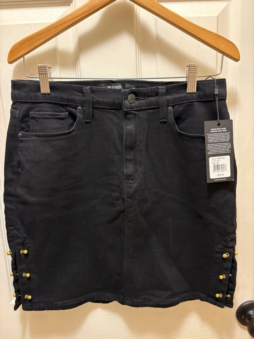 Hudson Lulu Black Denim Mini Skirt Studded Side Detail Size 28 NWT
